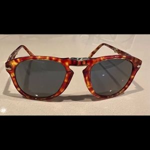 Persol P00714 Folding Sunglasses Red Tortoise - Blue 52mm LIKE NEW